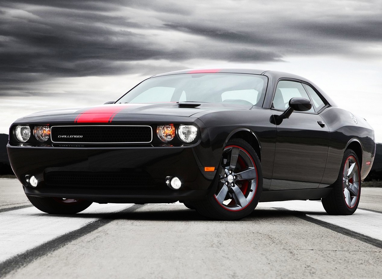 Dodge Challenger Rallye Redline de 2012 couleur noire et rouge