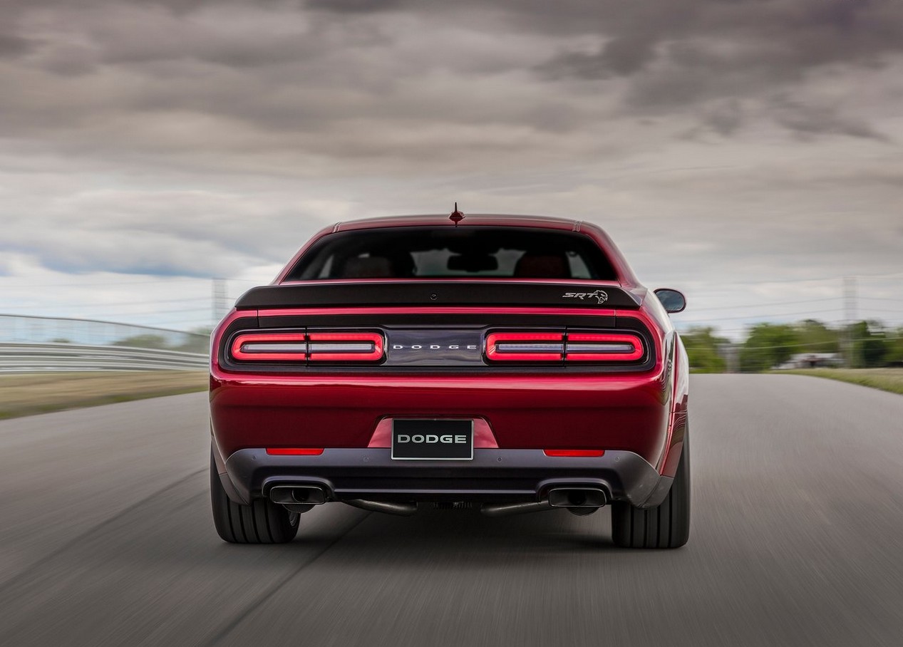 dodge challenger troisieme generation srt hellcat widebody 2018 3
