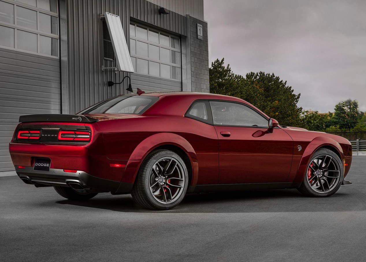 dodge challenger troisieme generation srt hellcat widebody 2018