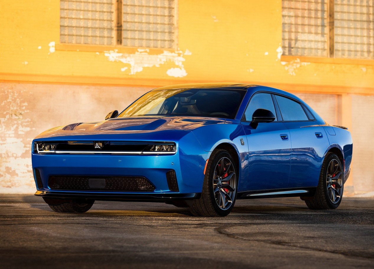 Dodge Charger Sedan 2026 couleur bleue