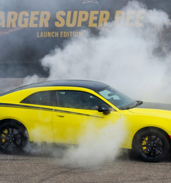 Voiture Dodge Charger Super Bee Launch Edition présentation USA du 7 août 2026