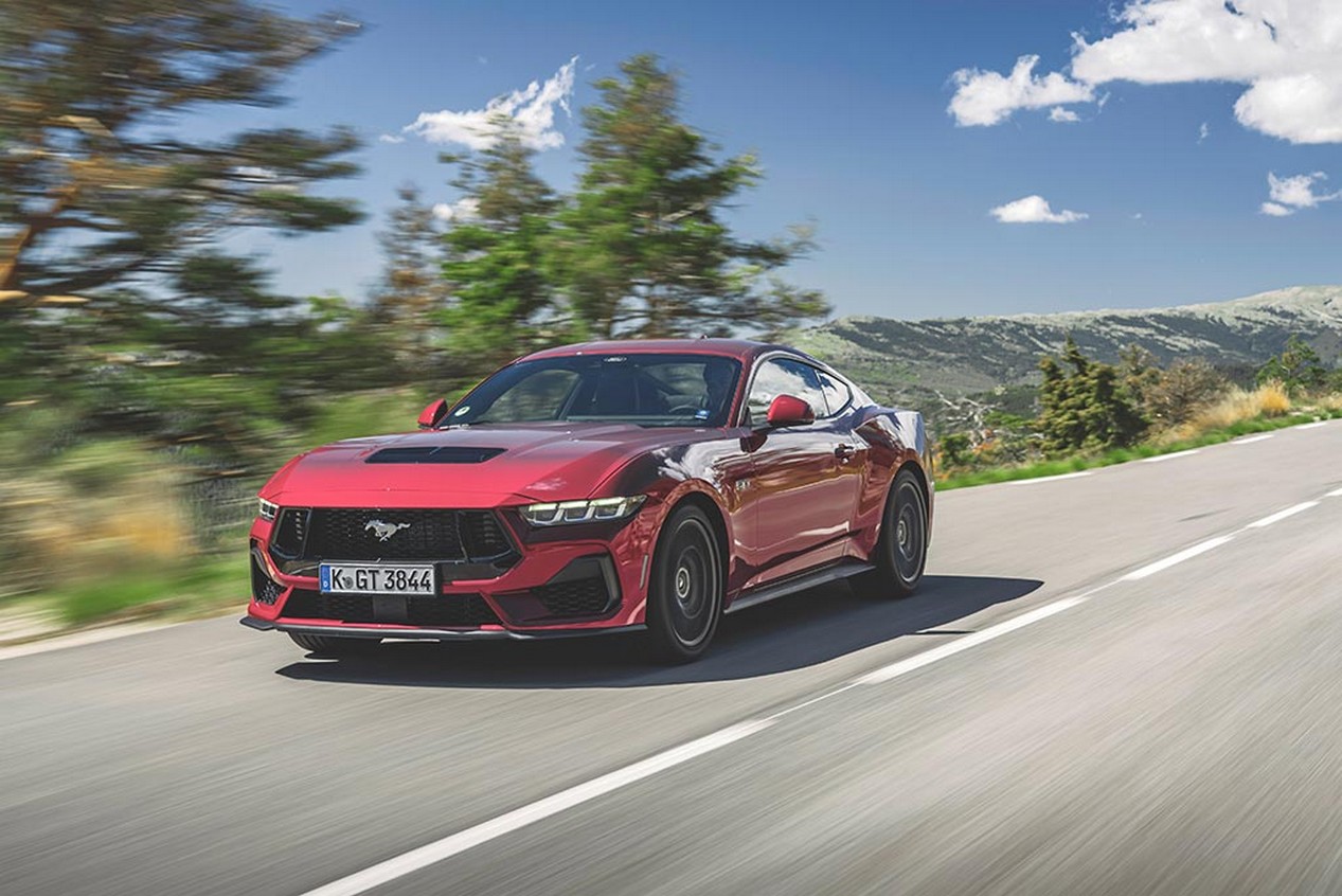 ford mustang version 7 2024