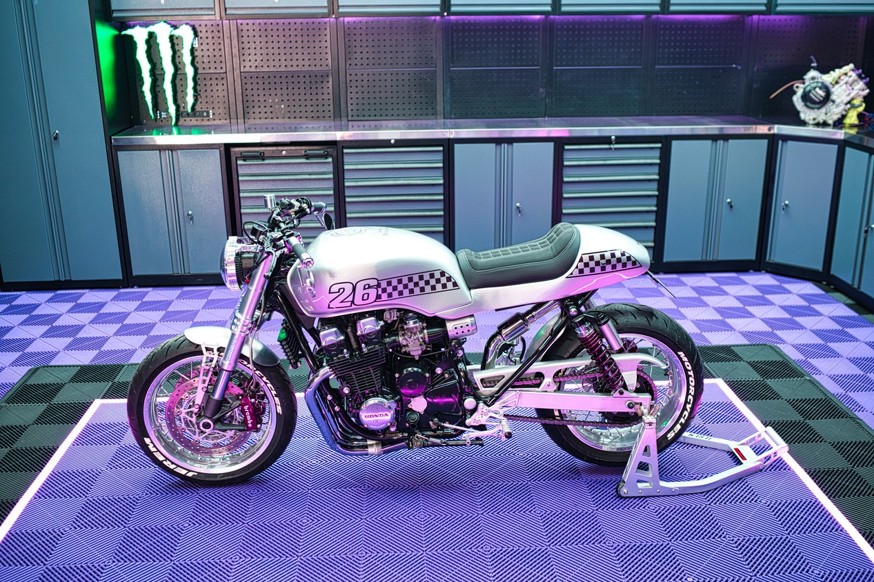 joe bar team par jerem motorcycle 4