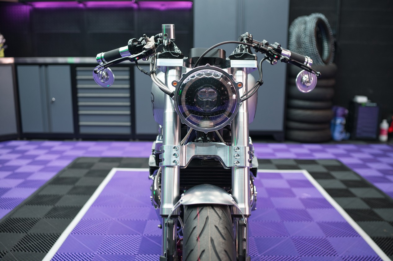 joe bar team par jerem motorcycle 9