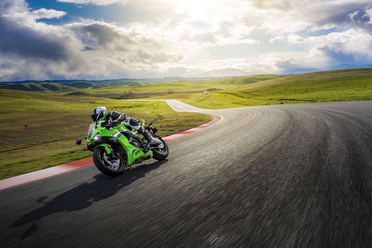 kawasaki zx 6 r 2