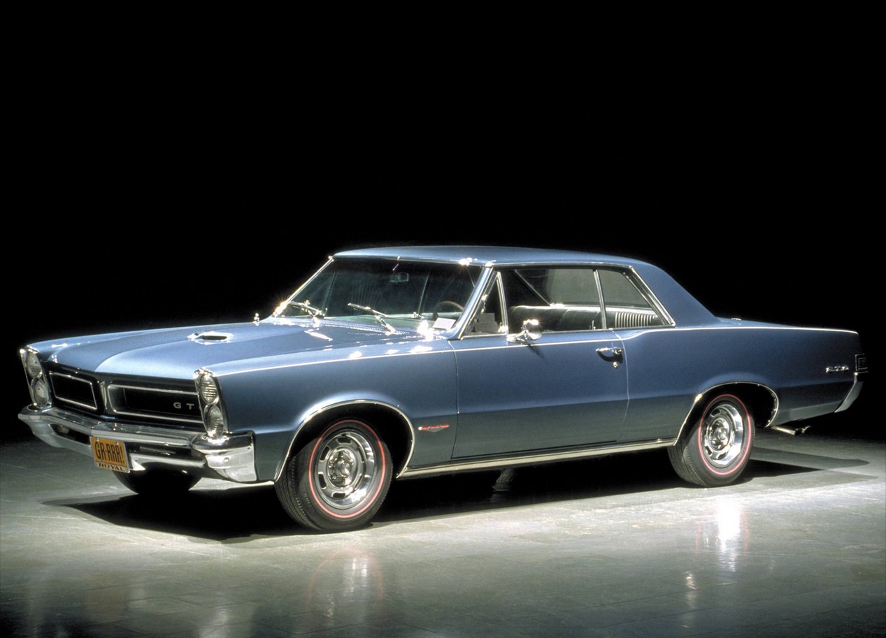 Pontiac GTO bleue de 1965