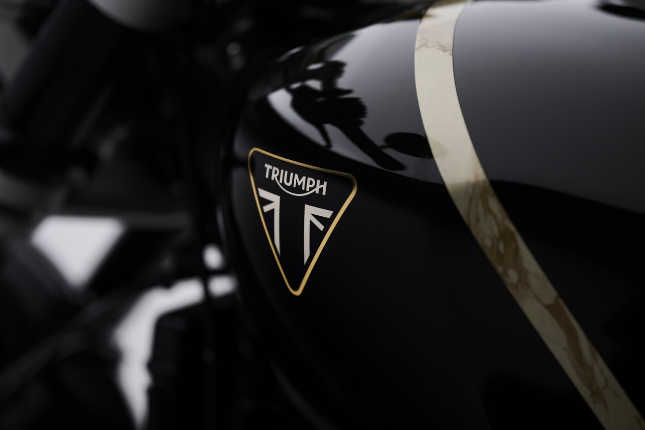 triumph speed twin 1200 tfc 14