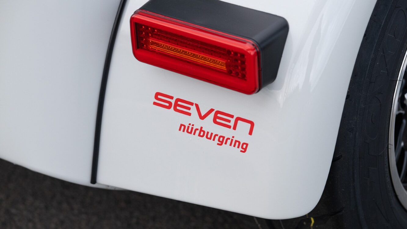 Caterham-Seven-340