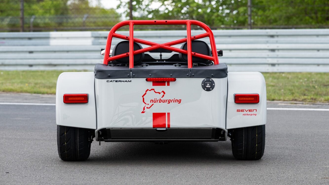 Caterham-Seven-340 arriere