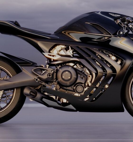 Moto Aston Martin Brough Superior AMB 002 Roadster 2027