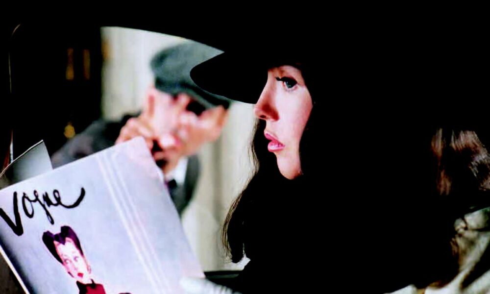L'actrice Isabelle Adjani dans le film Bon Voyage réalisé par Jean-Paul Rappeneau en 2003