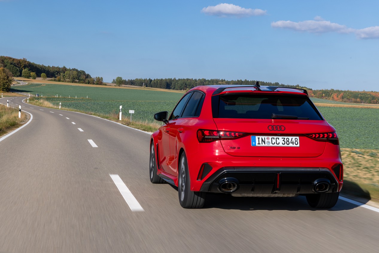 audi rs3 1