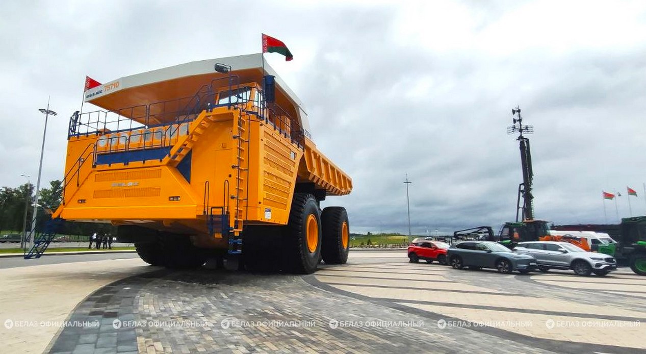 belaz 75710 3