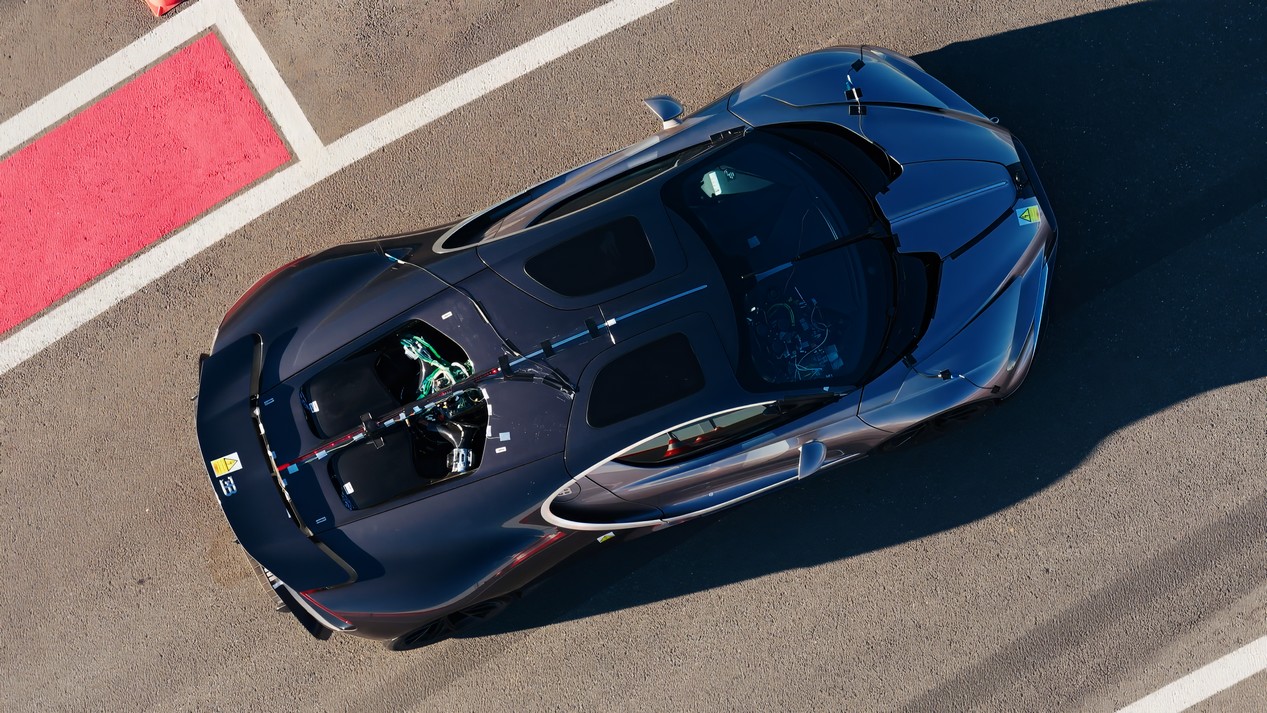 Bugatti Tourbillon sur circuit en Espagne