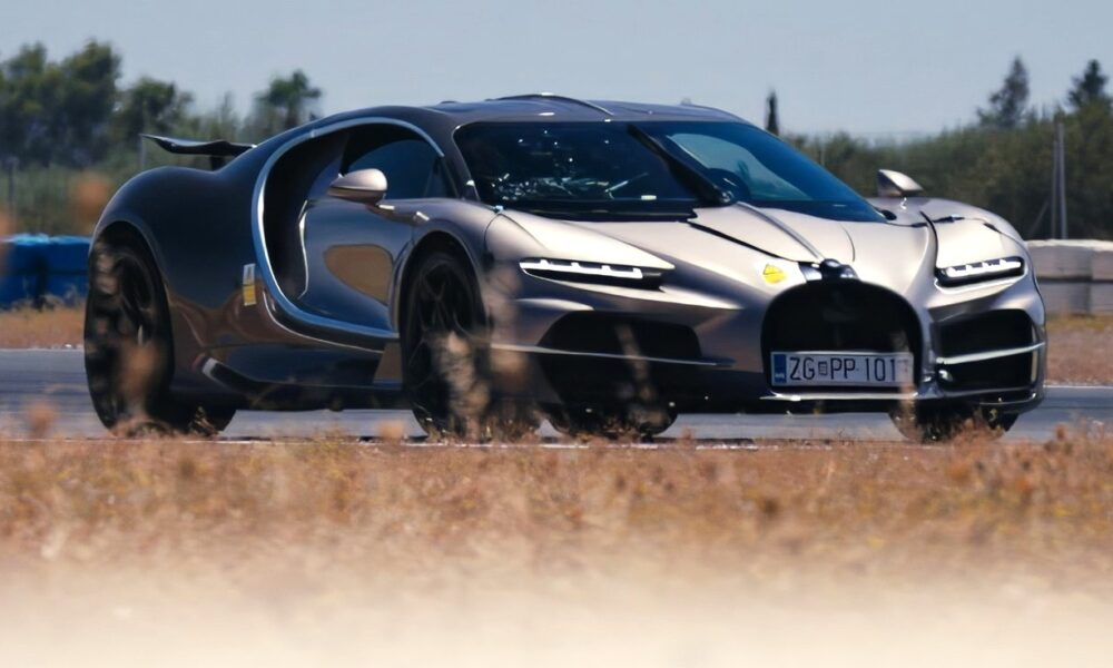 Bugatti Tourbillon sur circuit en Espagne