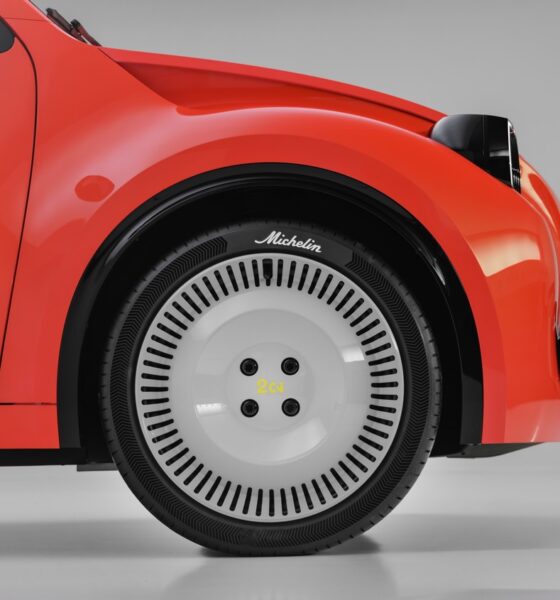 Citroën 2 CV concept 2026 orange
