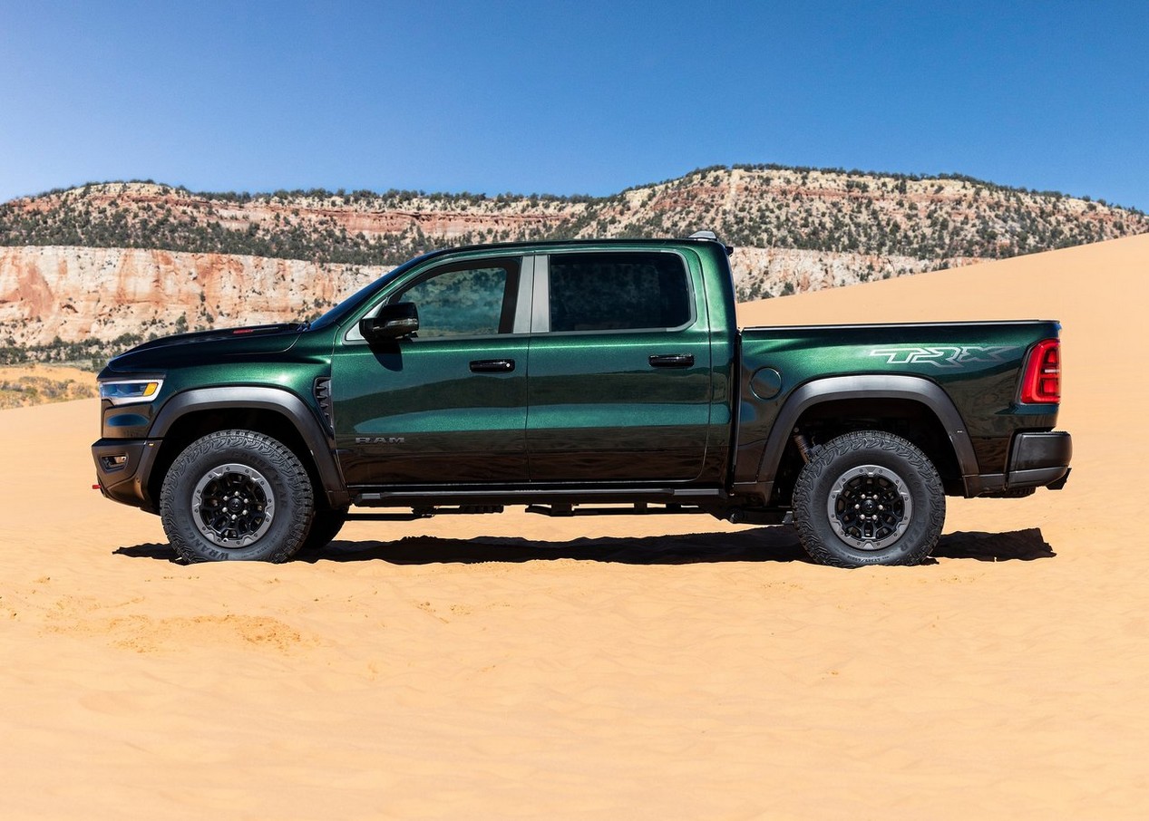 ram 1500 srt trx 2027 7