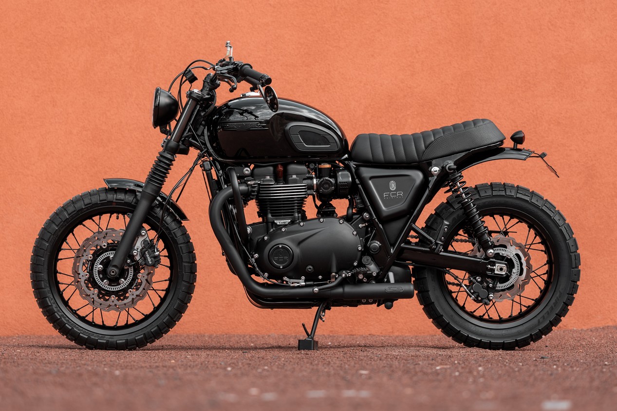 triumph black classic fcr original 11