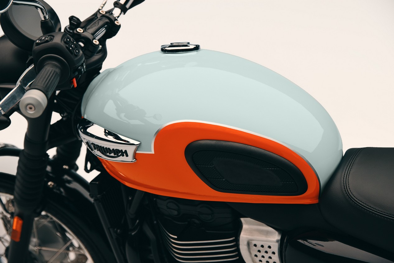triumph bonneville t 40 2027 details 13