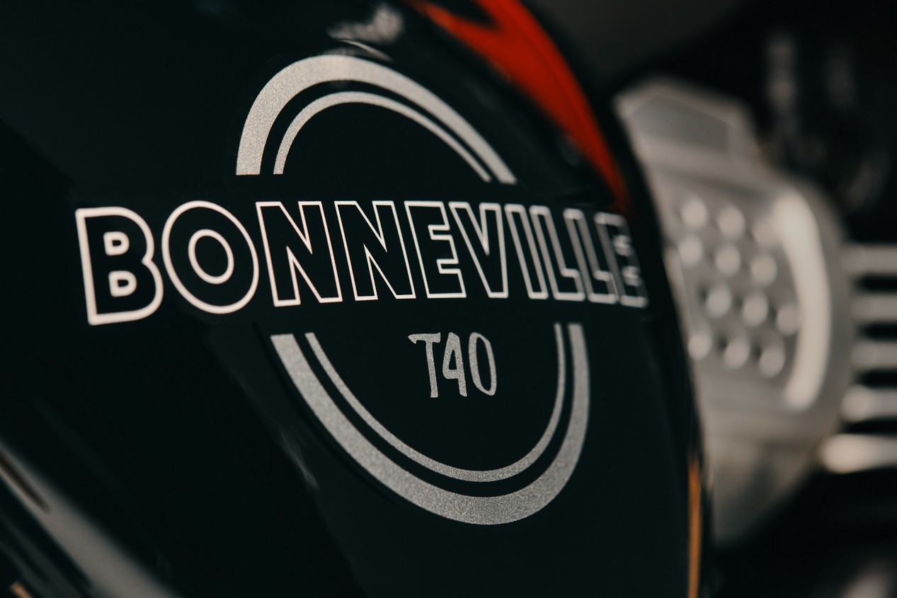 triumph bonneville t 40 2027 details 5