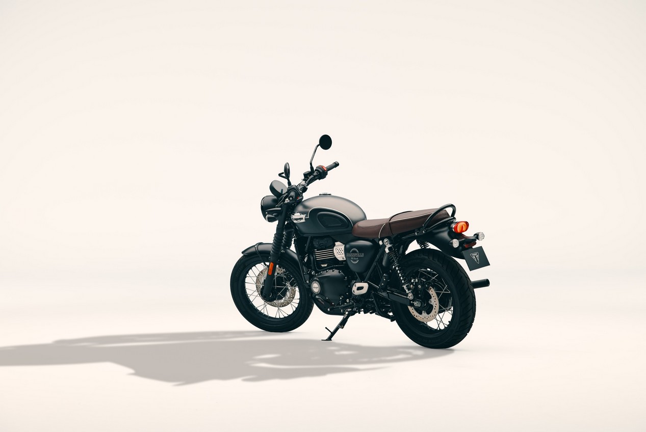 triumph bonneville t 40 black 2027 11