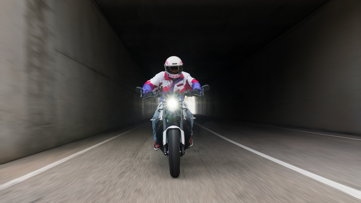 yamaha xsr 900 2027 4