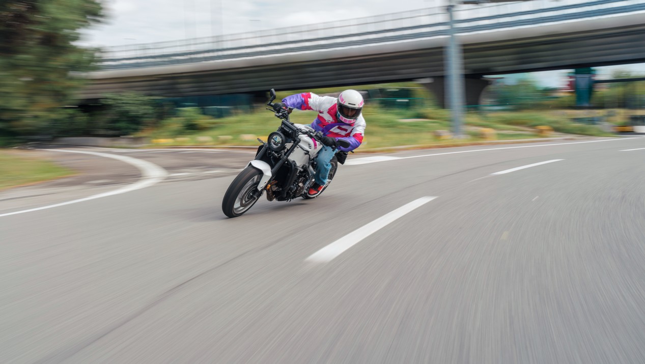 yamaha xsr 900 2027 5