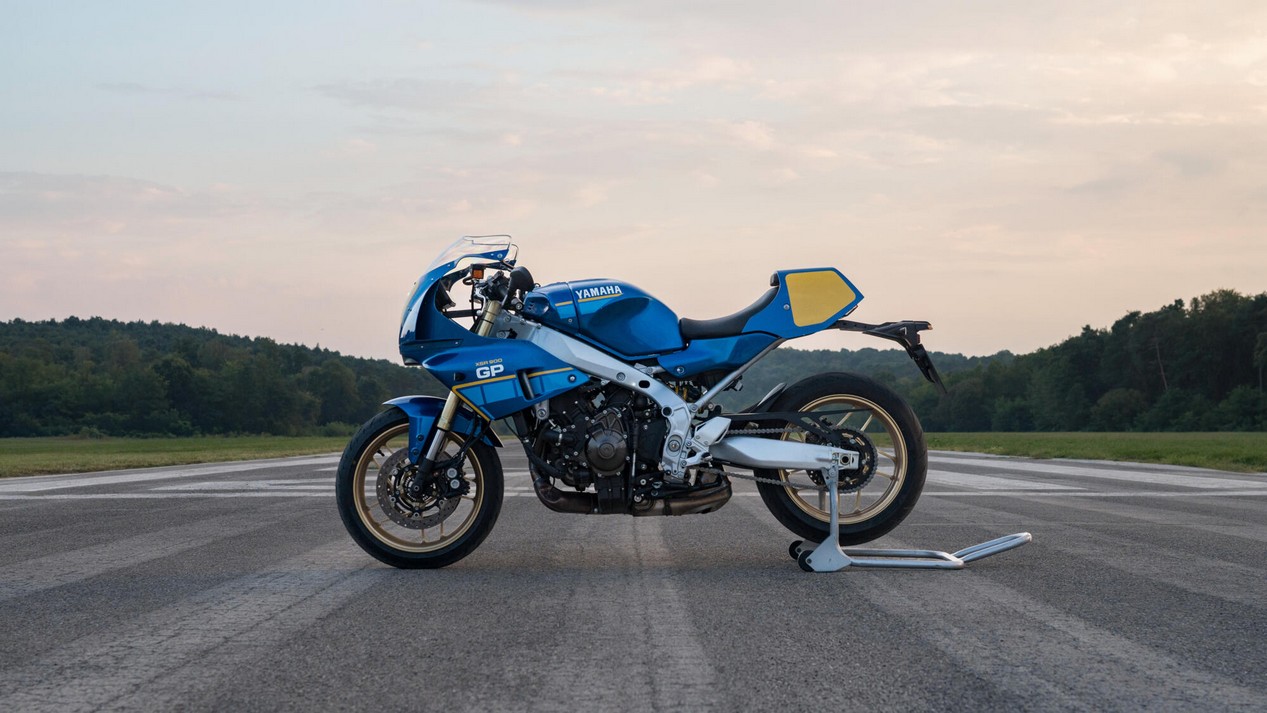 yamaha xsr 900 gp legend blue 2027 13