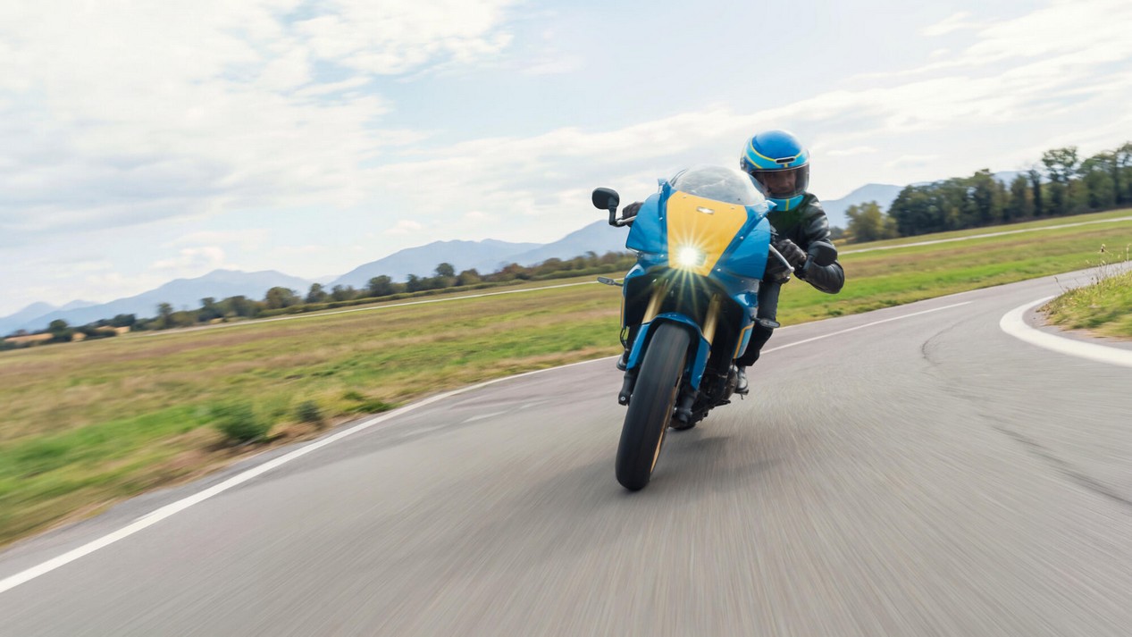 yamaha xsr 900 gp legend blue 2027 2