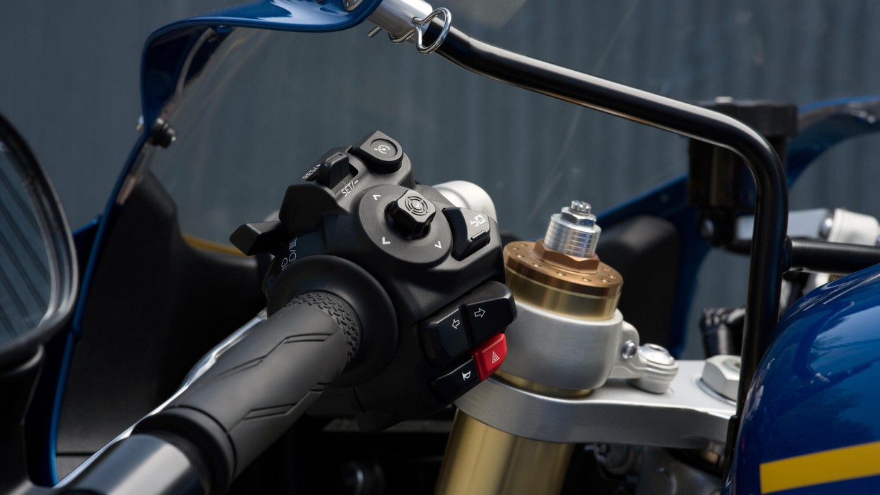 yamaha xsr 900 gp legend blue 2027 22