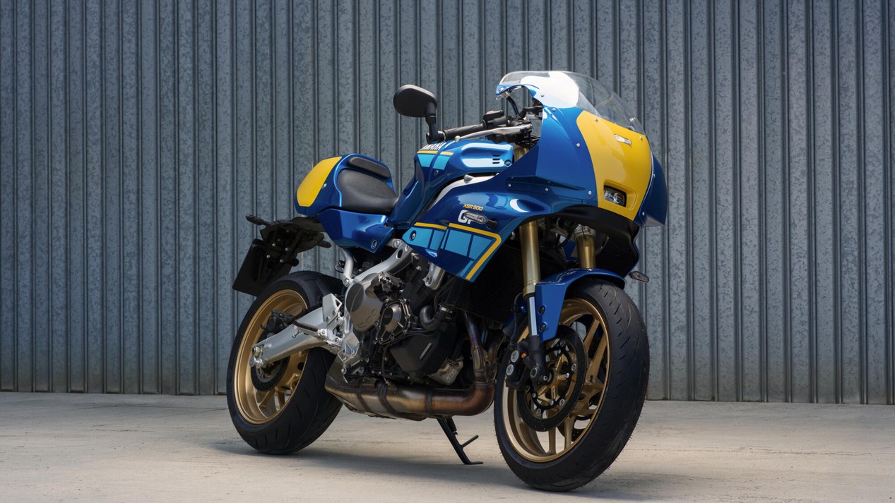 yamaha xsr 900 gp legend blue 2027 25