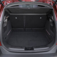 4 E-Tech Electrique intérieur : coffre 28260611